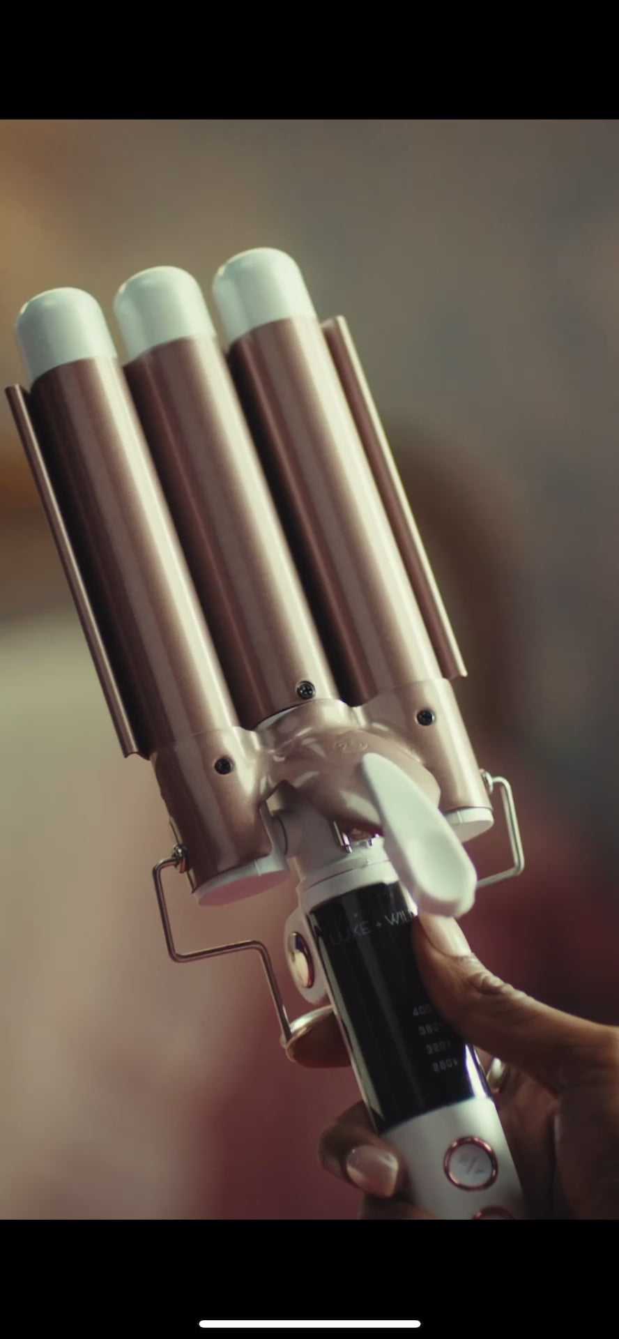 LUXE + WILLOW Hair Waver